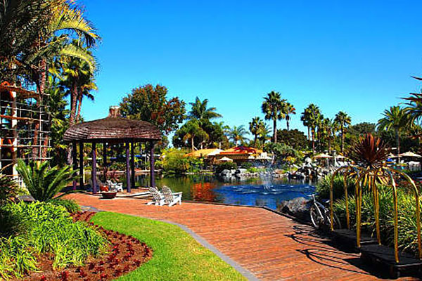 Paradise Point Resort & Spa